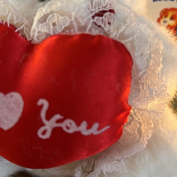 Royal Plush I Love You Heart Bear with White Lace ~ 6” of Cuteness ❤️ Vintage 🧸 - Picture 15 of 16